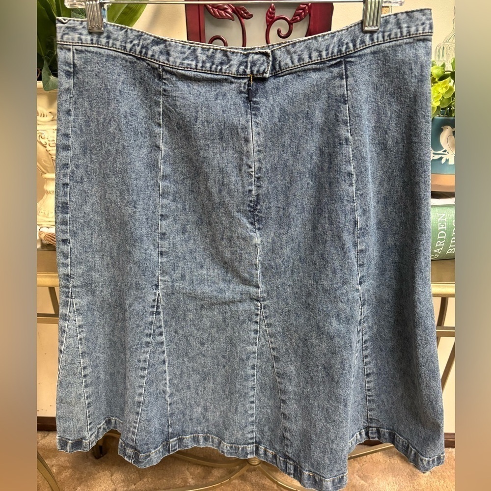 Cabela's Blue Stonewashed Flared Jean Skirt Western Cottage-core Casual Size 14 - Picture 2 of 6